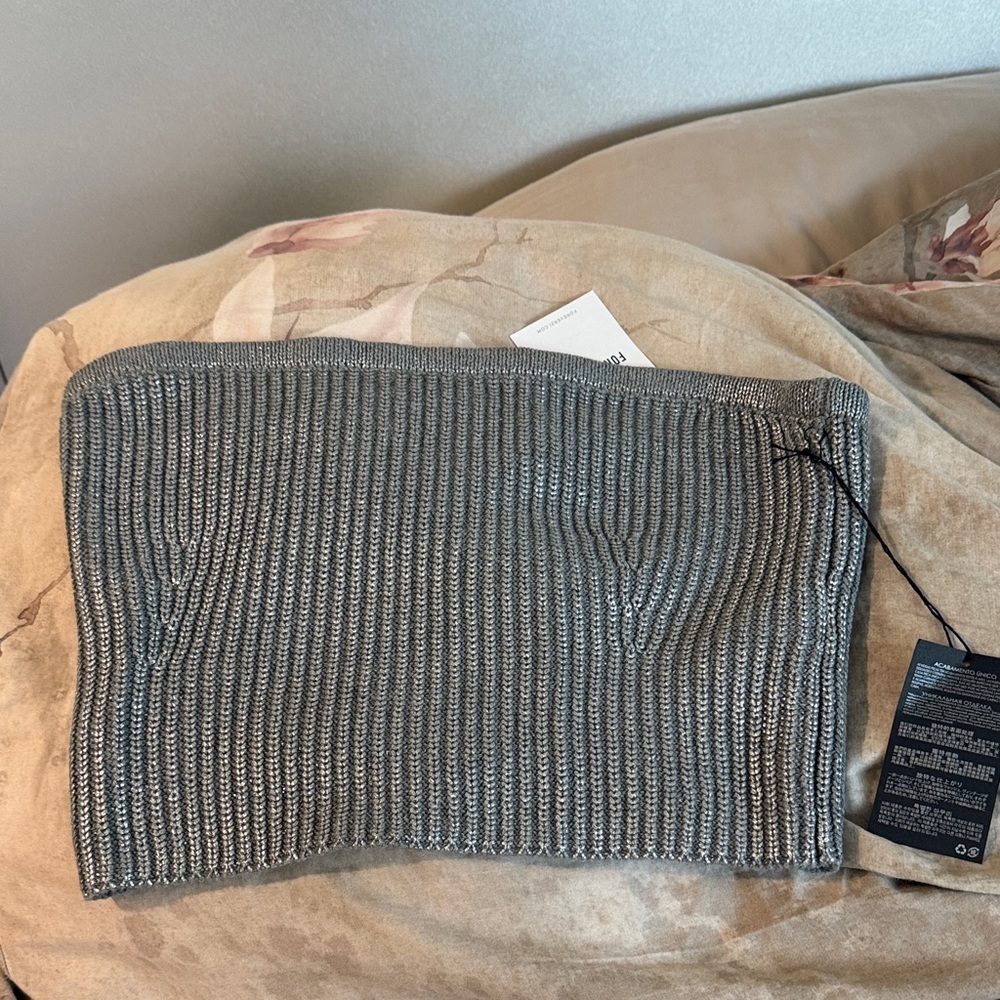 Forever 21 Gray and White Striped Crop Top
